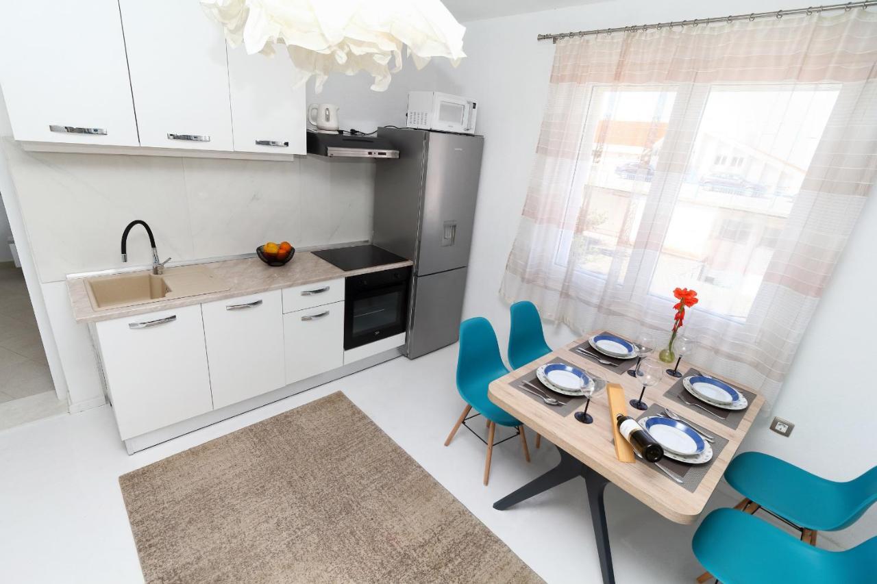 Apartmani Kike Makarska Esterno foto