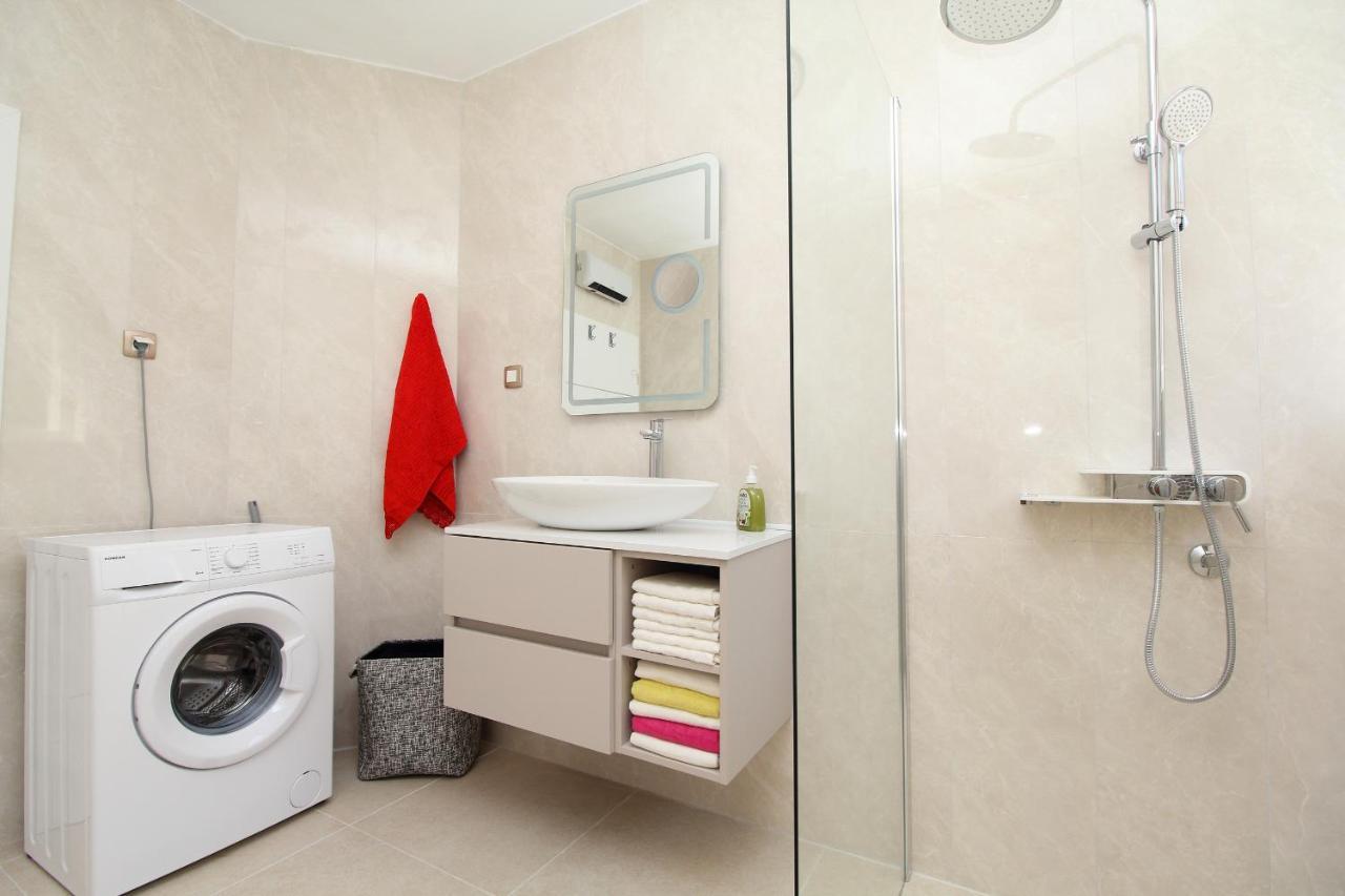 Apartmani Kike Makarska Esterno foto