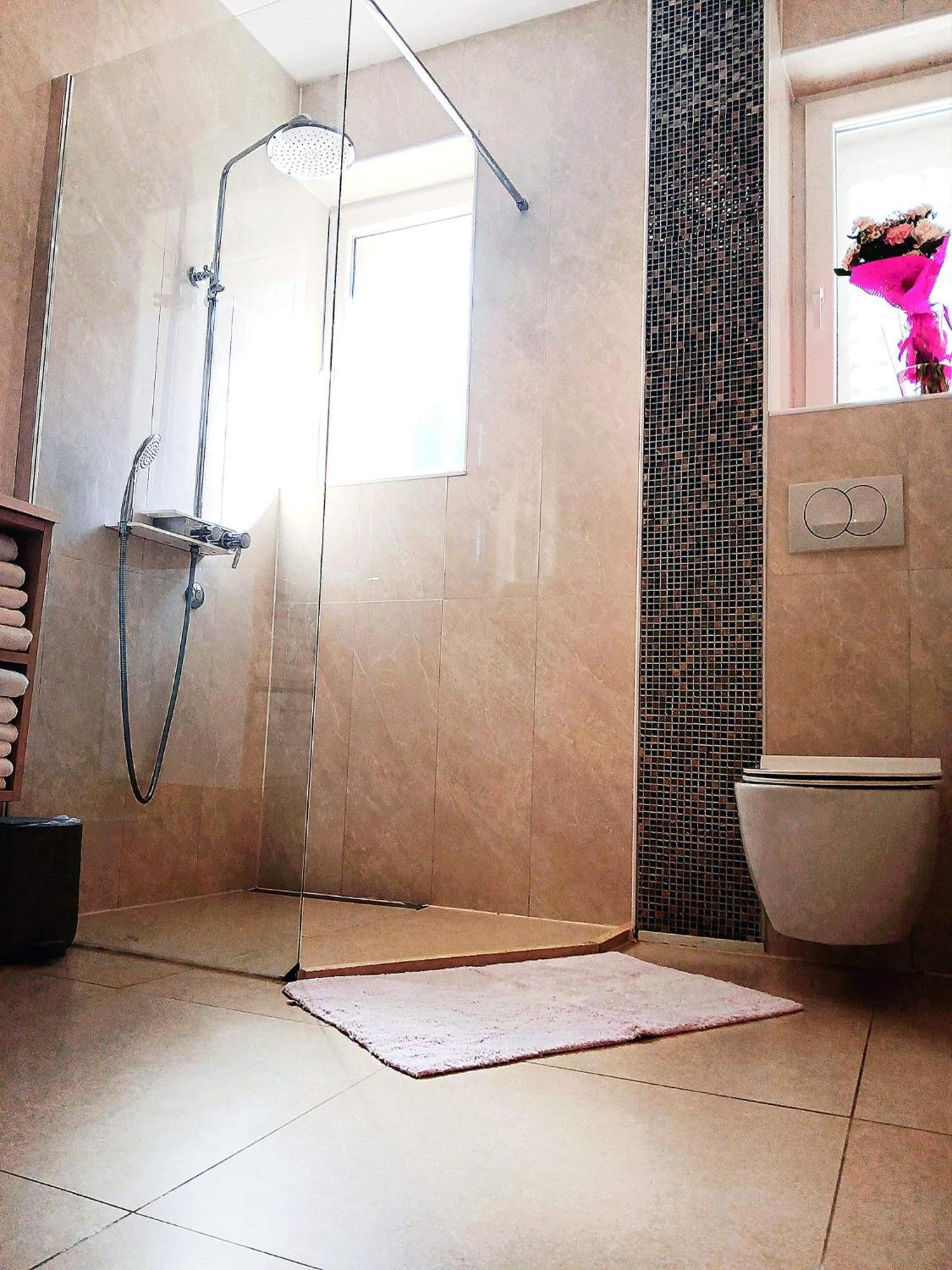 Apartmani Kike Makarska Esterno foto